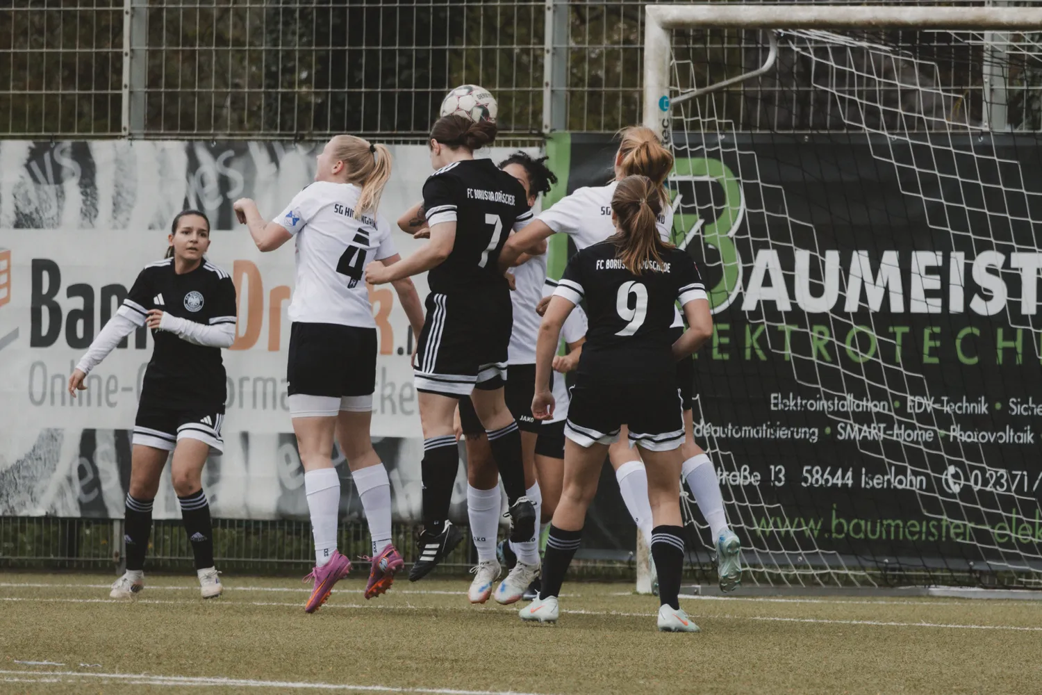 Erste gegen Menden zum Kreisderby - Frauen erwarten Brechten